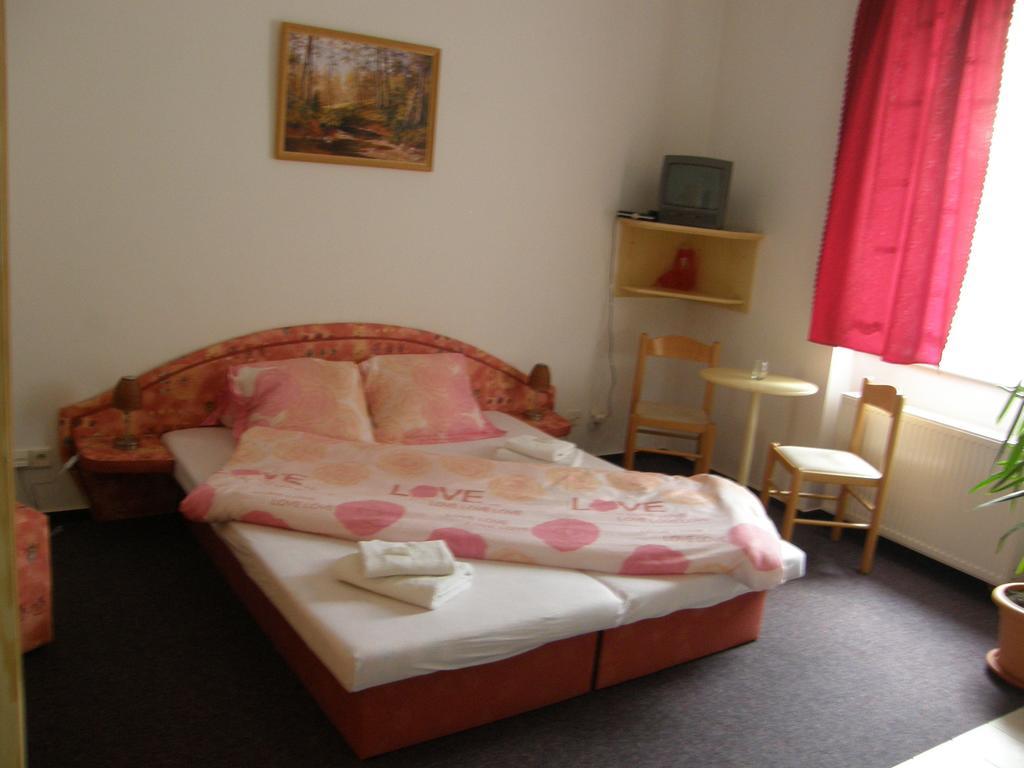 Hotel Filip Ceske Budejovice Rom bilde